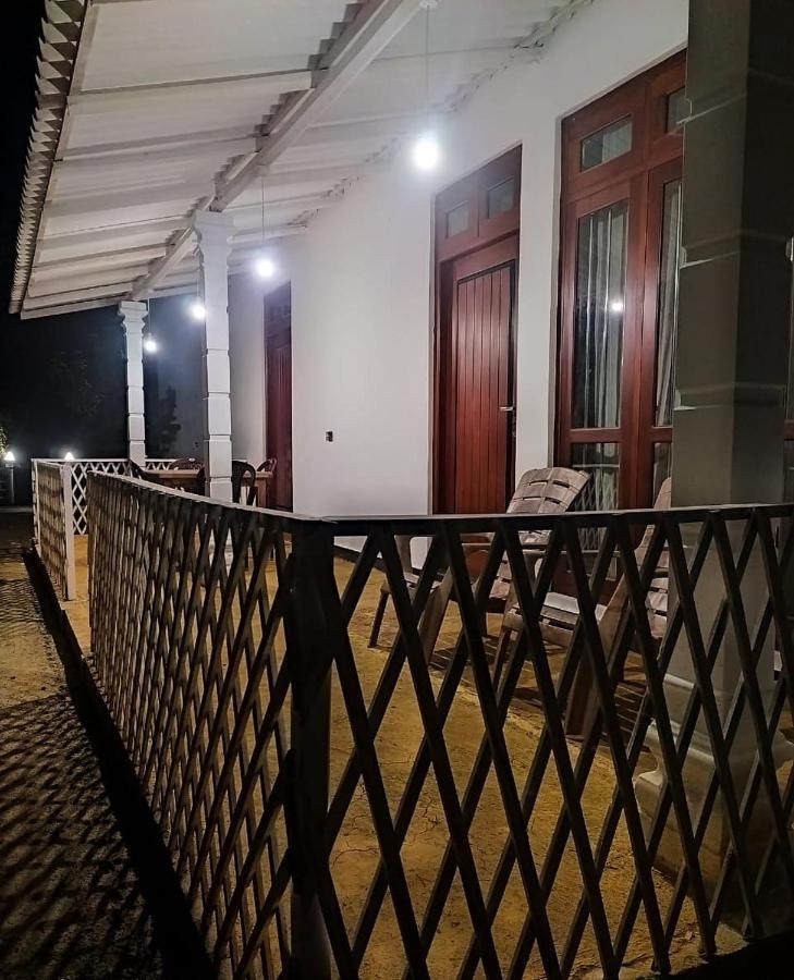 River Side Holiday Inn Weligama Eksteriør billede