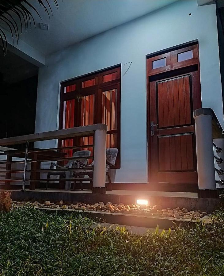 River Side Holiday Inn Weligama Eksteriør billede